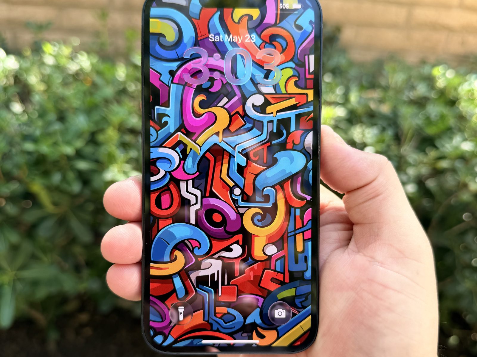 Testing an iPhone screen before purchase — Devicetron device inspection